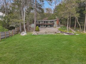 58 Twin Lakes Road, South Salem NY 10590