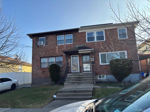 146-15 221st Street, Springfield Gardens NY 11413