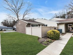 224 Springmeadow Drive F, Holbrook NY 11741