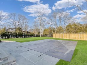 1 Lynnwood Court, Hampton Bays NY 11946