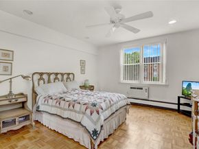 20 Daley Place 104, Lynbrook NY 11563
