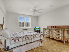 20 Daley Place 104, Lynbrook NY 11563
