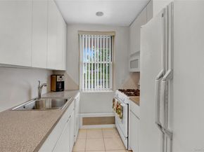 20 Daley Place 104, Lynbrook NY 11563