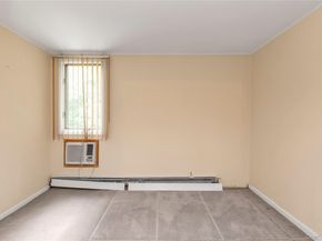 87 Hillturn Lane, Roslyn Heights NY 11577