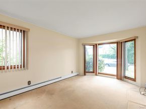 87 Hillturn Lane, Roslyn Heights NY 11577