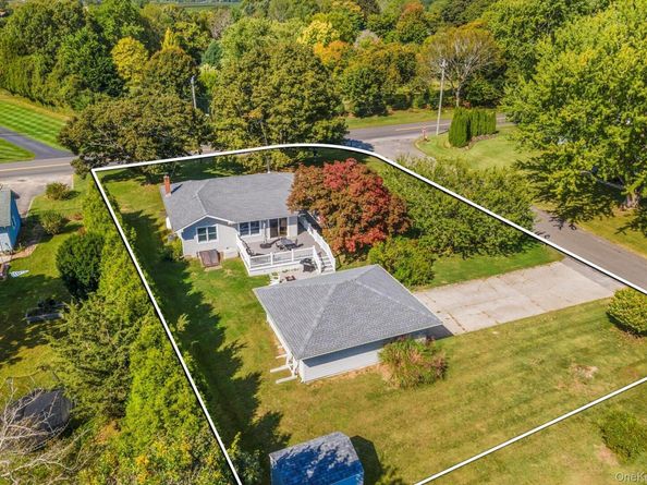 80 Clearview Avenue W, Southold NY 11971