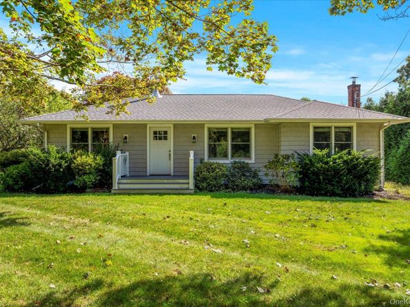 80 Clearview Avenue W, Southold NY 11971