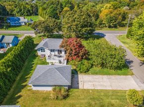 80 Clearview Avenue W, Southold NY 11971