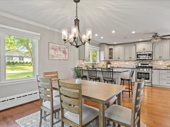 80 Clearview Avenue W, Southold NY 11971