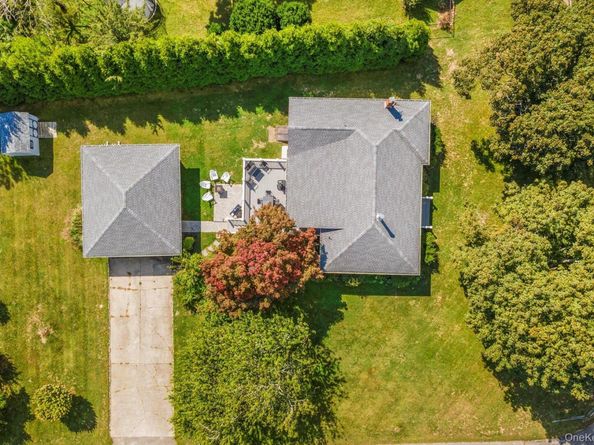 80 Clearview Avenue W, Southold NY 11971
