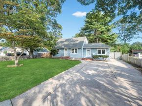 815 Udall Road, West Islip NY 11795