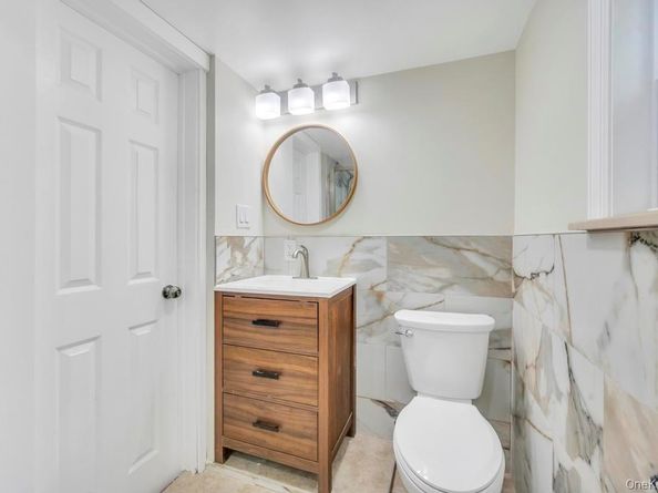815 Udall Road, West Islip NY 11795