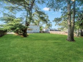 815 Udall Road, West Islip NY 11795
