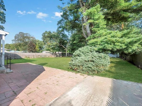 815 Udall Road, West Islip NY 11795