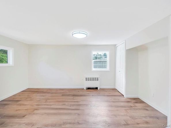 815 Udall Road, West Islip NY 11795