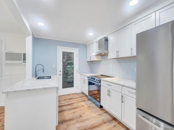 815 Udall Road, West Islip NY 11795