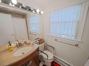 3 Bowen Place, Stony Brook NY 11790