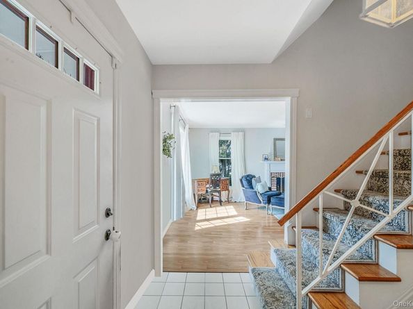3 Bowen Place, Stony Brook NY 11790