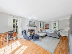 3 Bowen Place, Stony Brook NY 11790