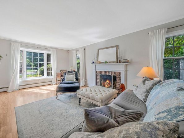 3 Bowen Place, Stony Brook NY 11790