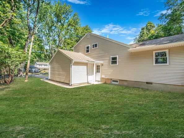 12 Andover Place, Huntington NY 11743