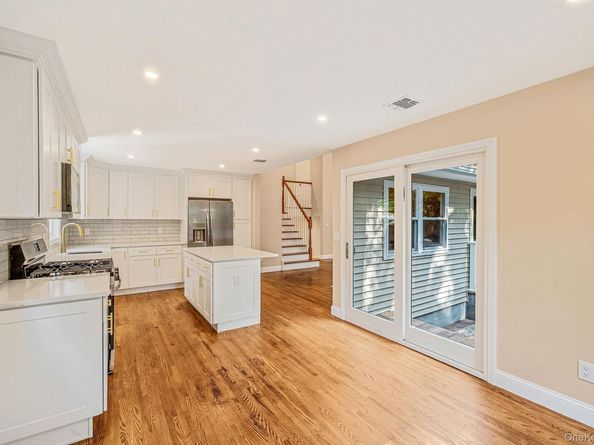 12 Andover Place, Huntington NY 11743
