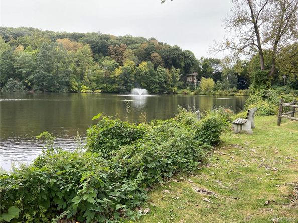 51 Haines Road 2T, Bedford Hills NY 10507