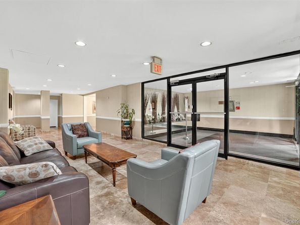 12 Westchester Avenue 5C, White Plains NY 10601