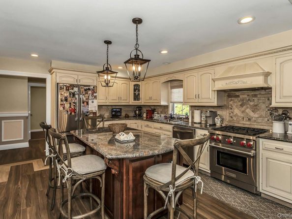 1436 7th Street, West Babylon NY 11704