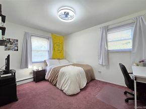 15 Garden Lane, Yaphank NY 11980