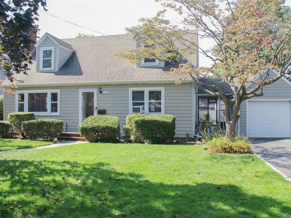 117 N Grove Street, Freeport NY 11520