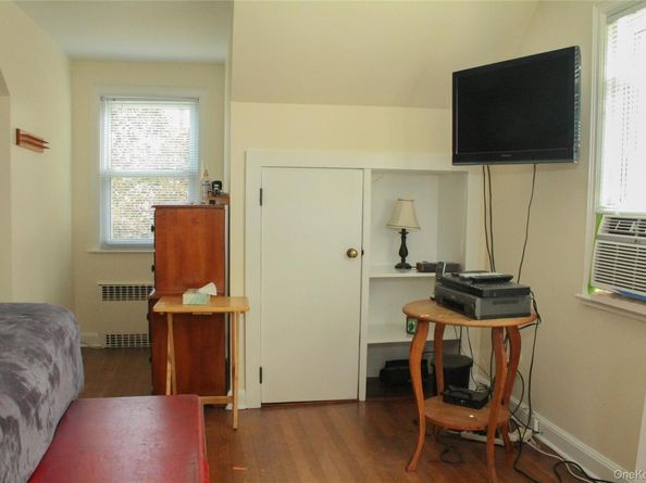117 N Grove Street, Freeport NY 11520