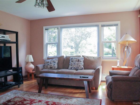 117 N Grove Street, Freeport NY 11520