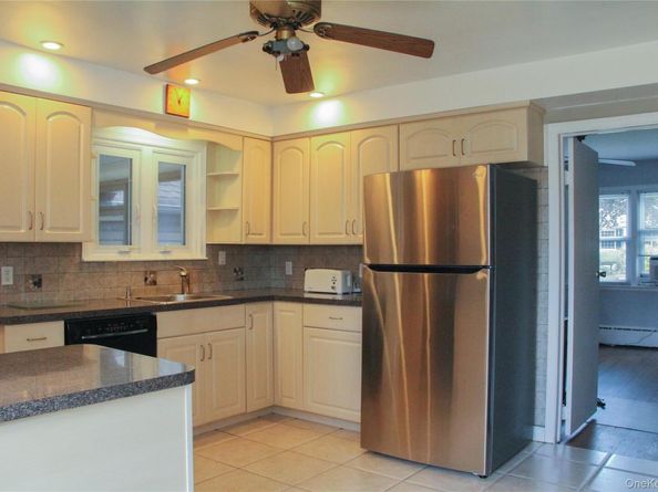 117 N Grove Street, Freeport NY 11520