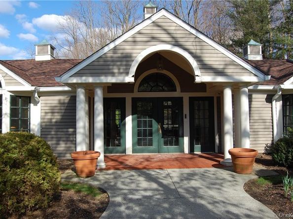 500 Pondside Drive 2H, White Plains NY 10607