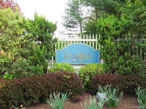 500 Pondside Drive 2H, White Plains NY 10607