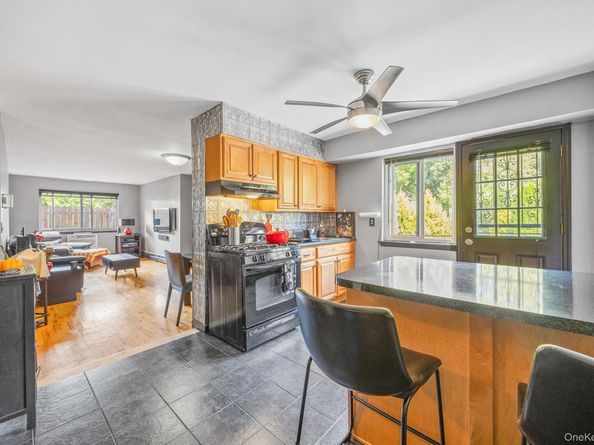 7521 Caldwell Avenue, Middle Village NY 11379