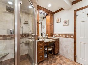 20 Canterbury Road 2F, Great Neck NY 11021