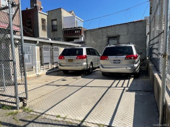 182-36 Hillside Avenue, Jamaica NY 11432