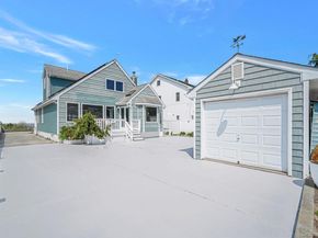 7 Grandview Drive, Shirley NY 11967