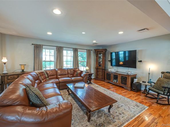 62 Wichard Boulevard, Commack NY 11725