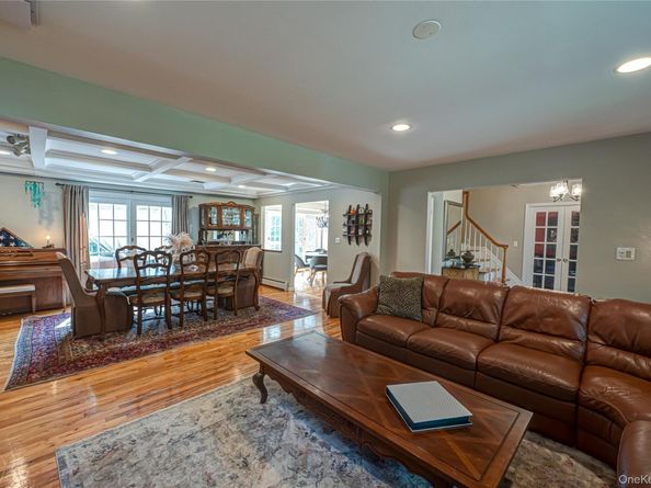 62 Wichard Boulevard, Commack NY 11725