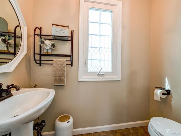 62 Wichard Boulevard, Commack NY 11725