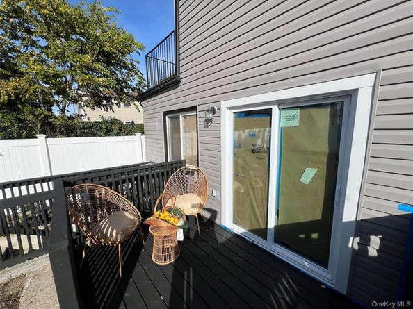 136-18 221st Street, Laurelton NY 11413