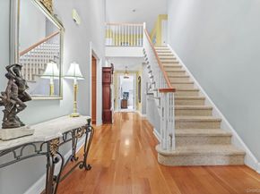 26 Club Court, Pleasantville NY 10570