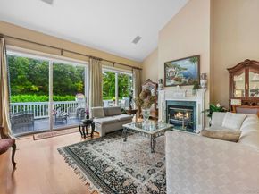 26 Club Court, Pleasantville NY 10570