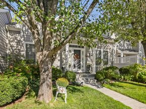 26 Club Court, Pleasantville NY 10570