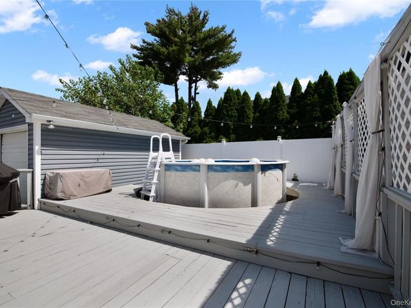 408 Wellington Road, Mineola NY 11501