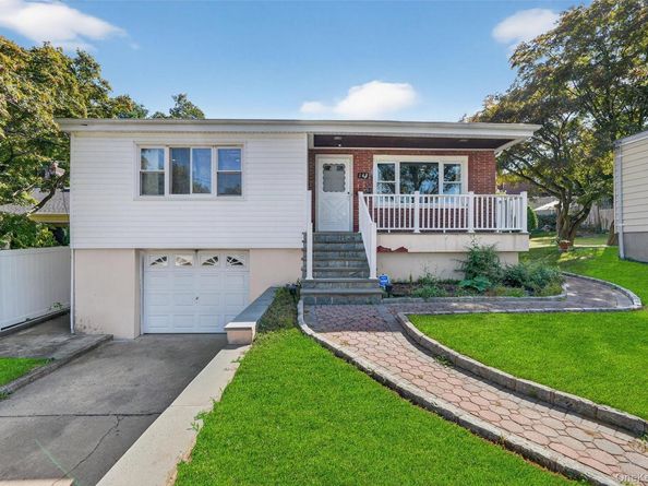149 Curtis Lane, Yonkers NY 10710