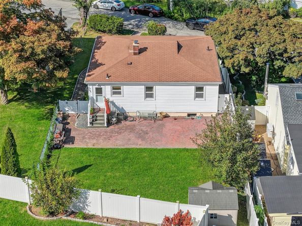 149 Curtis Lane, Yonkers NY 10710